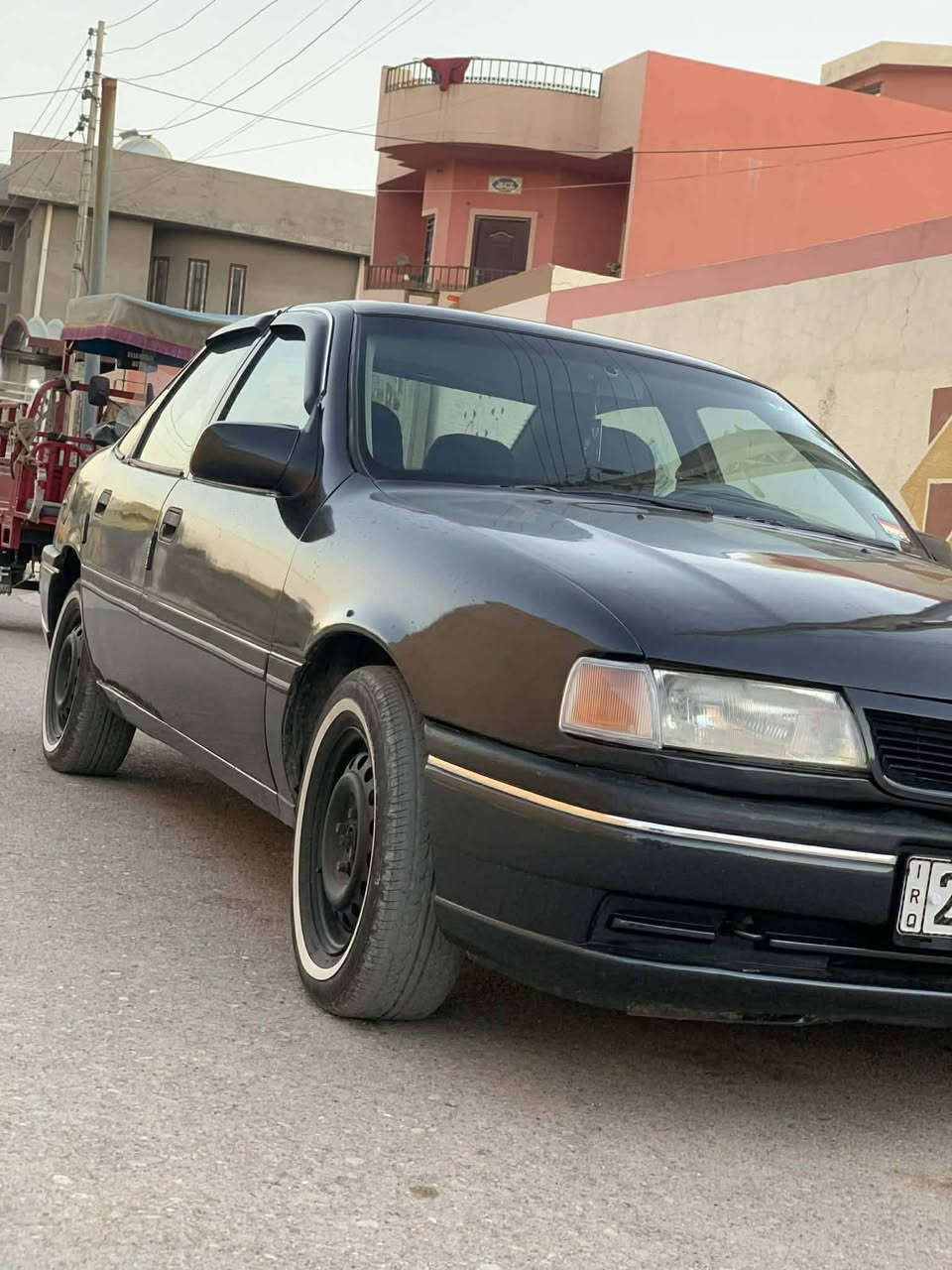 اوبل فكترا 
موديل1993
رقم كركوك جديد 
دفتر بانزين 
صبغ عام جماليه 
حجم 1600 باور قايش عريض
عنوان طوز خرماتو 
سعرها39
رقم ***********
