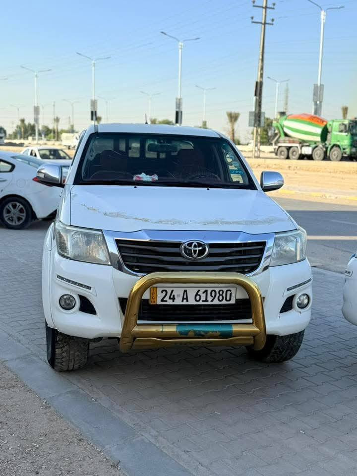 الهم صل على محمد وال محمد 
بيكم للبيع 2014 مكفولة رقم شمالي دهوك تريد وكاله تريد تحويل كير ومحرك وحداديه وتبريد وتدفئه وتخم تاير كله مكفول سونار موجود مكاني نجف رضويه مستعجل  سعر 200 وبيهه مجال قليل للاستفسار ***********
