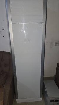 سبلت ٣طن • نظيف • شغال