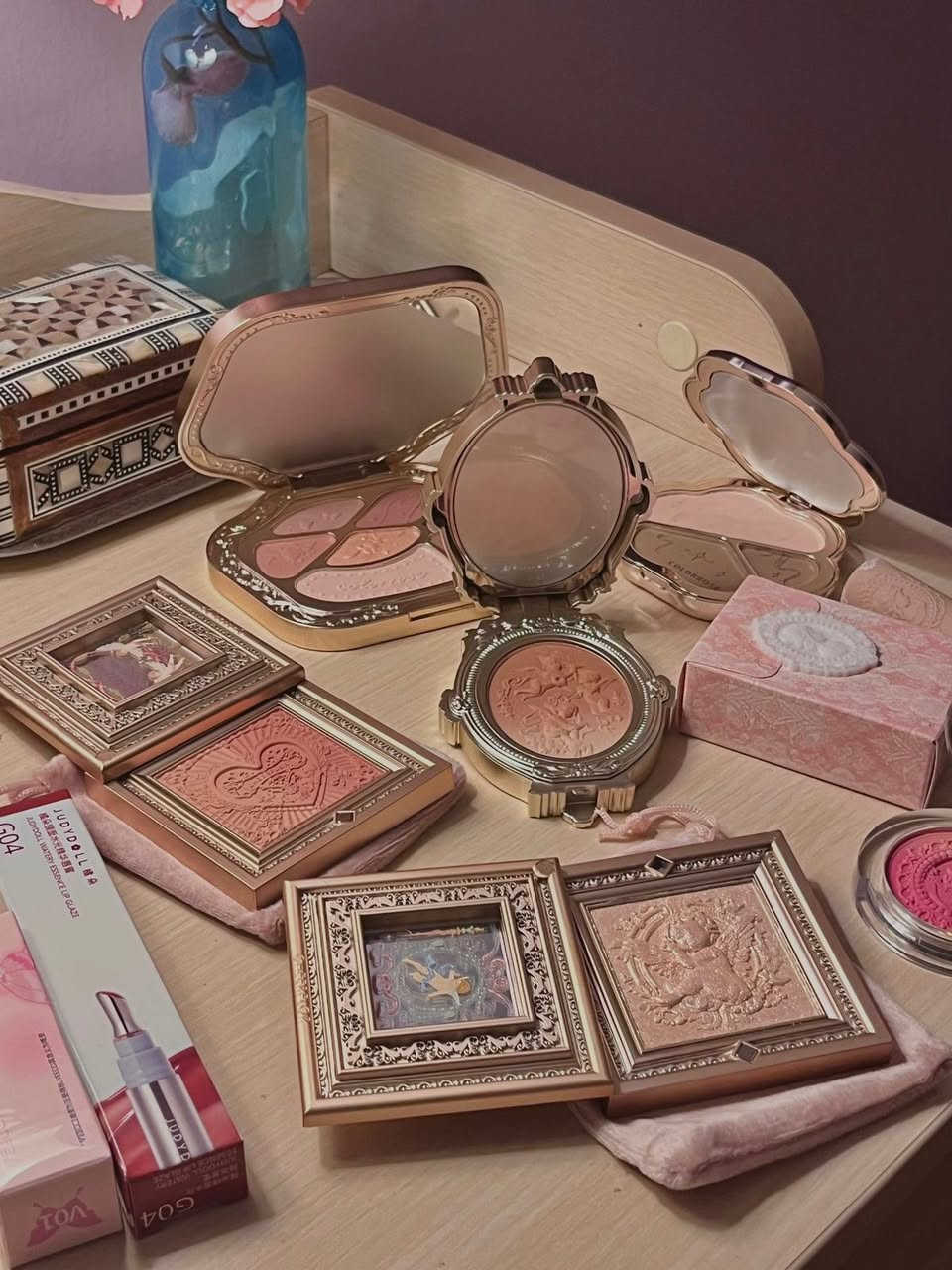 بنات مكياج فكتوري من فلاور نوز  وتيسترات عطور من سيفورا لبراندات عالميه وكلهم اورجنال @إشارة


**إذا كنت صاحب هذا الإعلان وتريد حذفه لأي سبب، رجاءا أرسل رسالة إلى الدعم الفني**