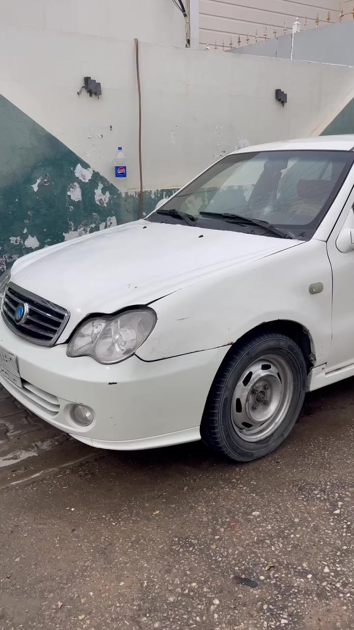 السلام عليكم سياره ck للبيع موديل 13 ابيض خصوصي 
كيرها نظيف كلجها جديد محرك بي لاستيك ولف حداديتها يرادلها ترتيب الجامه الاماميه مكسورة تبريدها شغال عوزه غاز بس سنويه ساقطة صار سنتين راعيها يريد مداور 
اي استفسار اتصل ***********
مكانها نجف ابو صخير سعرها 24وبيها مجال
