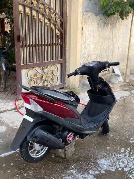 دراجه ماكس عدله بوشه بلاد دواخل مختمه  وصل معرض موجود وياله RBM دبل خلفي RBMشيالRBM قبق فلاوين كرزي كشن رياضي صالنصه بلاد مختومه دراجه احله من الصور بهواي  السعر 350 مكاني بغداد الاعلام
***********
