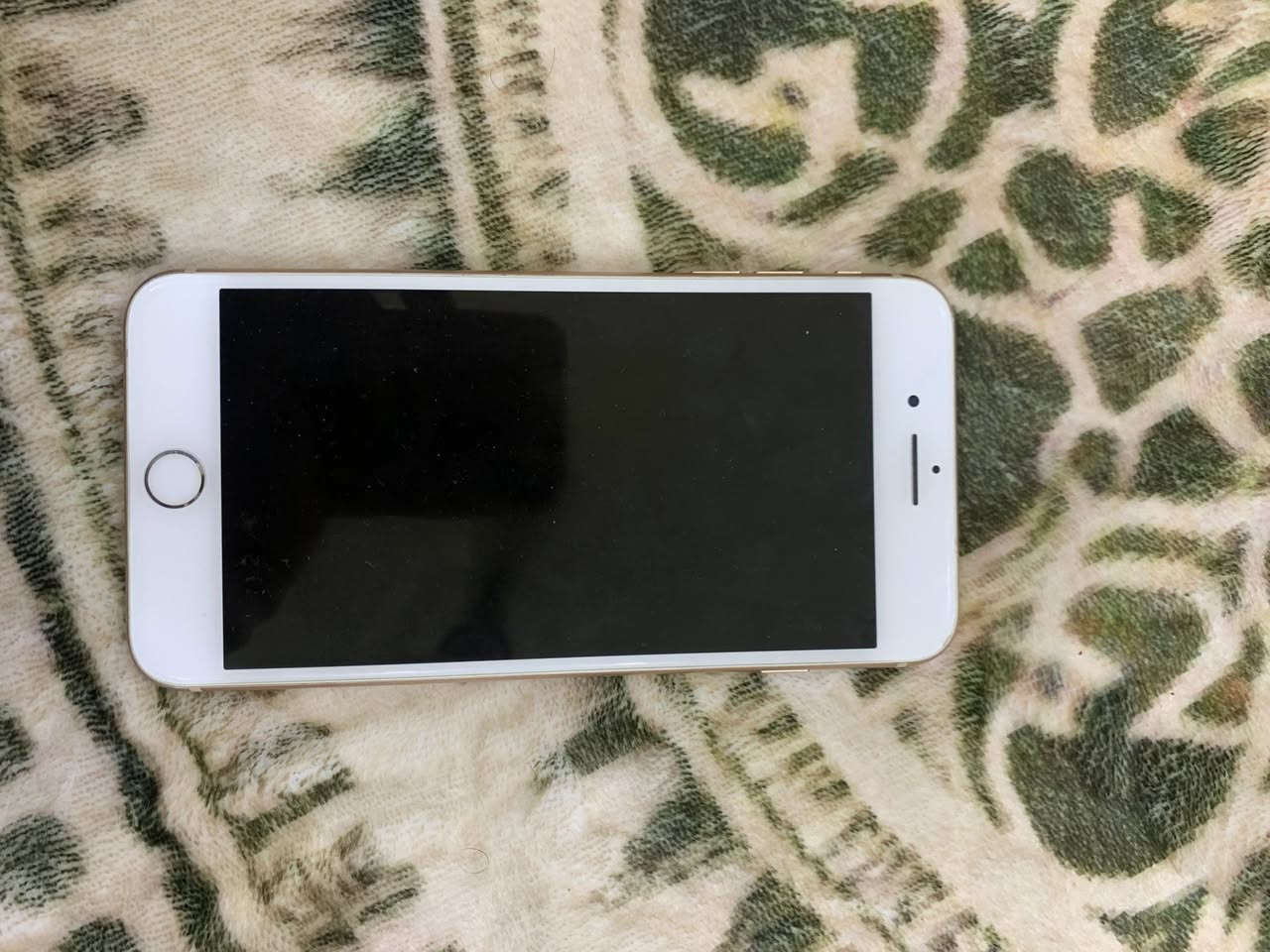 8بلاص شرق اوسط جديد كلش استخدام ذاكره نادره 256كلشي مامبدل بي فقط قاعده مال شاحنه تليفون عوزه كامره ماتشتغل فقط باقي كله شغال تليفون شخط مابي 90وبي مجال بسيط عنوان بصره زبير ***********
