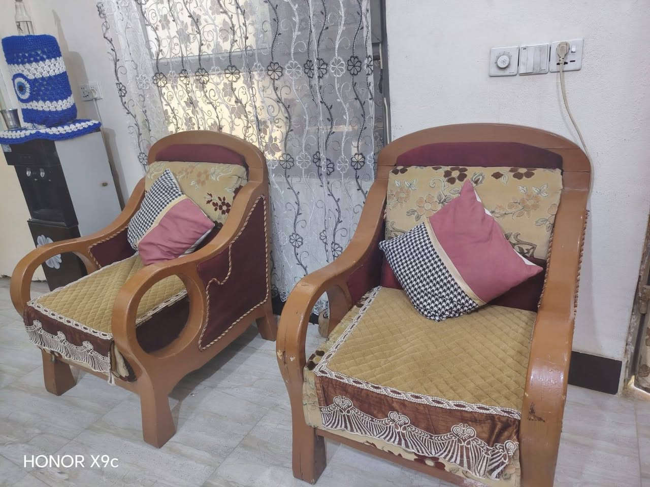 تخم توصا ١٠ مقاعد سعر ٢٢٥ مكان بهرز واكو توصيل شراي يتفضل خاص اي عيب مابي @إشارة


**إذا كنت صاحب هذا الإعلان وتريد حذفه لأي سبب، رجاءا أرسل رسالة إلى الدعم الفني**