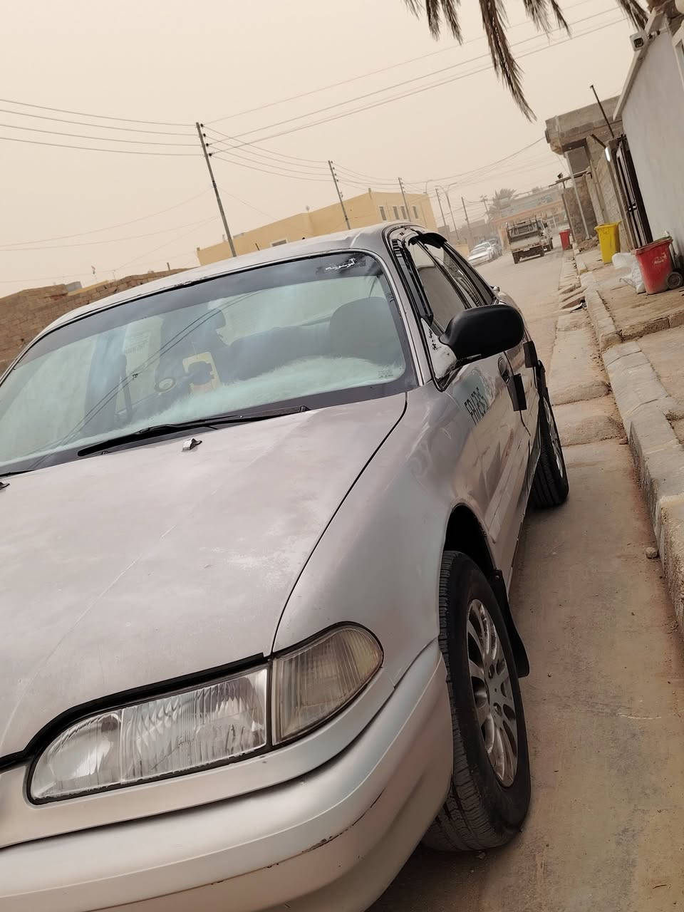 السلام عليكم للبيع نقد فقط اعتذر عن لمراوس
سوناته تو موديل 1993 محرك كير كفاله تبريد ثلج
كير اوتوماتيك سياره مرشوشه حزام جماليه فقط بدون ضربه غرفتها جديده تخم تاير جديد صاحبها موجود بهيت تحويل مباشر سنويه منتهيه  السياره وصلت 39 ورقه نقد بلمعارض قفلها 42 ورقه اخوان المو شراي لا يتعبني ***********
