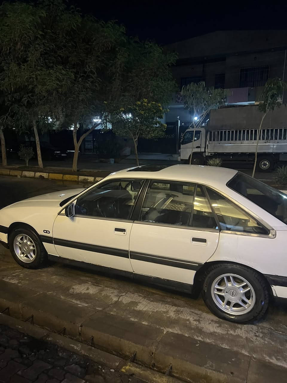 السلام عليكم
اوبل سيناتور للبيع _مديل91_محرك 30 كير عادي _رقم جديد_سنويه جديده_تايرات + ويل جديد_كير ومحرك بشرط _عربانه خلفيه جديده _ دوشمه داخل جديده _ سلايت _ بدون ضربه _ تدفئه السياره كامله اي نقص مابيها تجي تاخذ ترايك للبصره 
للتواصل ***********
العنوان : كركوك
بيع فقط بدون مراوس
