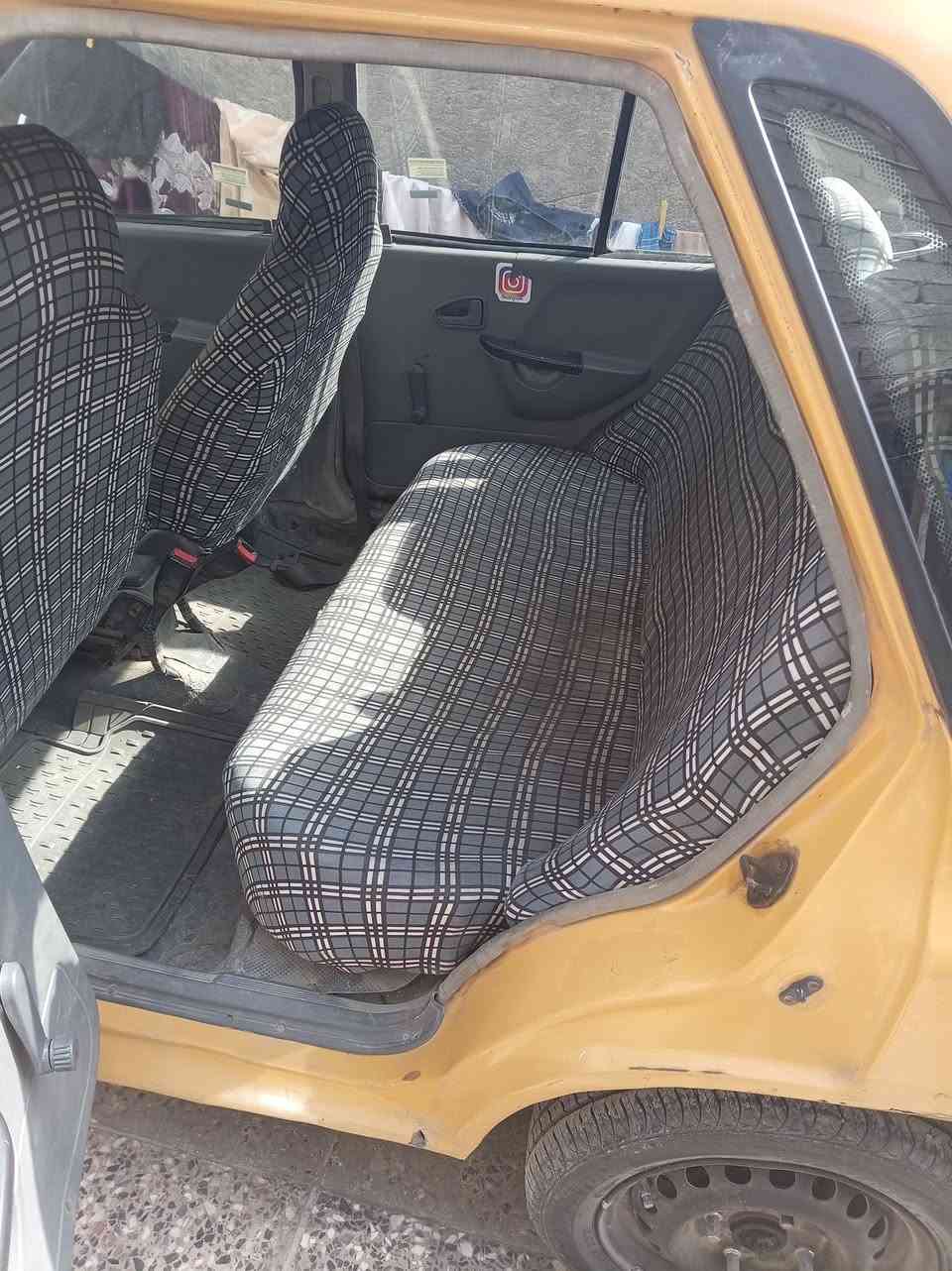 السلام عليكم
سيارة سايبه موديل ٢٠١١ محرك مكفول صدر جديد دبلات خلفيه جديده تخم تايرات جديد وبأسمي
السعر ٢٥ وبي مجال
***********
