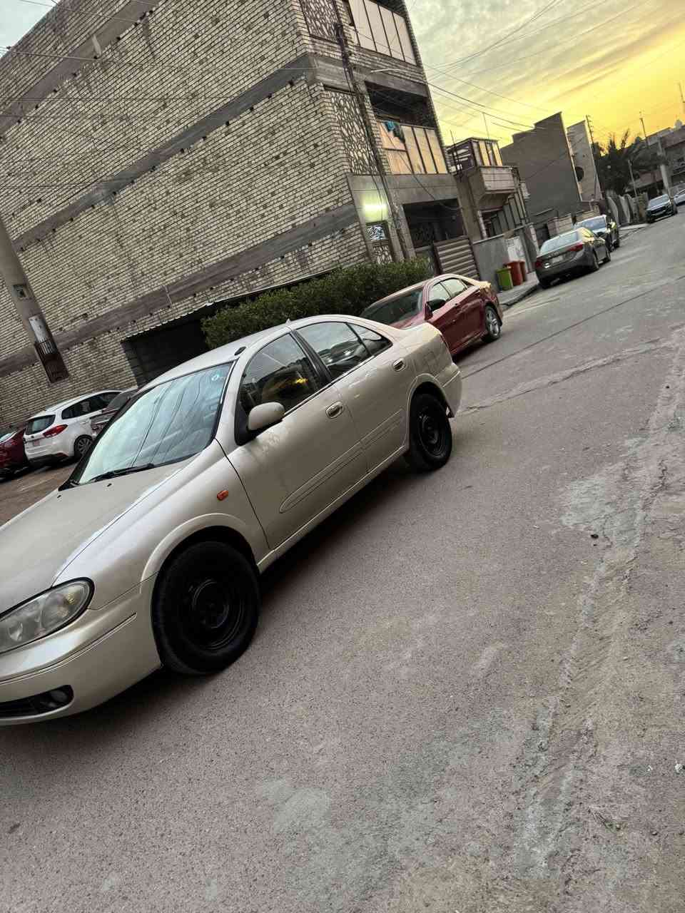 السلام عليكم نيسان سني 2005 بسمي السياره جازه كير مكينه مكفولات تبريد ثلج تدفئه صدر جديد داخل شركه أربع جان كهرباء سنتر لوك بيه أربع قطع صبغ بدون دواخل مكانات بيه جراد السياره جازه على آخر حبايه السعر 83مكانه بغداد حي الجهاد اتصل ***********منظومه زنون
