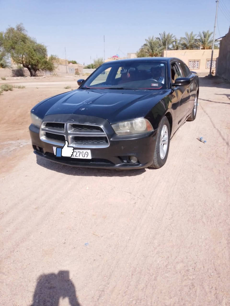 السلام عليكم سياره جارجر موديل 11 حادثها الچاملغ لخلفي الارباكات سليمه علما السياره بيها رشات صبغ للتكحيل سنويه بأأسمي رقم اسليمانيه الجديد سنويه لغايه 29 محرك گير حداده كله خير من الله تخم تايرجديد تبريد  تشغيل عن بعد منضومه زنون ضربه كدام مابيه  كير كصبه مواصفات SXT شاشه جبيره  تحكم استيرن غرفه نضيفه علامن السياره بعتهي مخمل  السعر 128اوابيه مجال مكاني البصره قضاء القرنه الثغر رقمي *********** للبيع اومراوس
