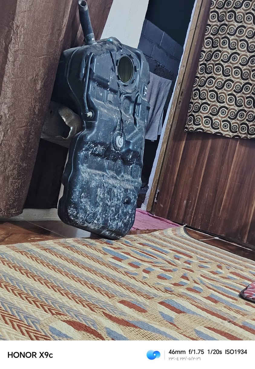 السلام عليكم
تانكي للبيع
مكان بغداد الشعب حي البساتين
تليفون***********
