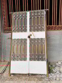 باب نضيف اخو الجديد للبيع  كامل بس شدة 2 فرده المكان العبيدي 75 الف 07...