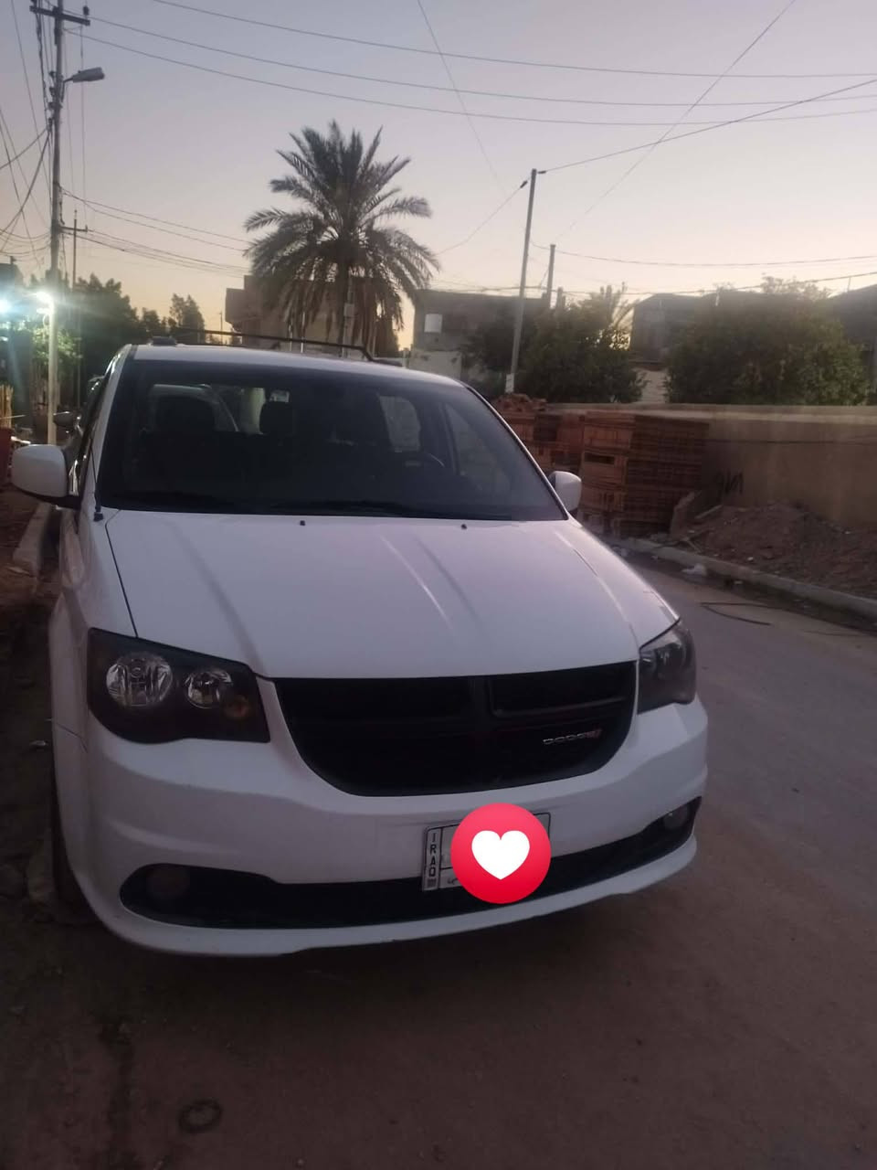 السلام عليكم
دوج كرفان  موديل 18 
بيها صبغ جاملغ ايمن فقط وبيها ملاحظات بسيطه السونار موجود بالمنشور 
 رقمها بغداد مشروع وطني تحويل ثاني يوم 
السياره كهربائية بالكامل ماعدا كشن الصدر
مكانه : بابل الحله 
السعر: 170 وبيها مجال 
للاستفسار : ***********واتساب 
*********** رصيد
