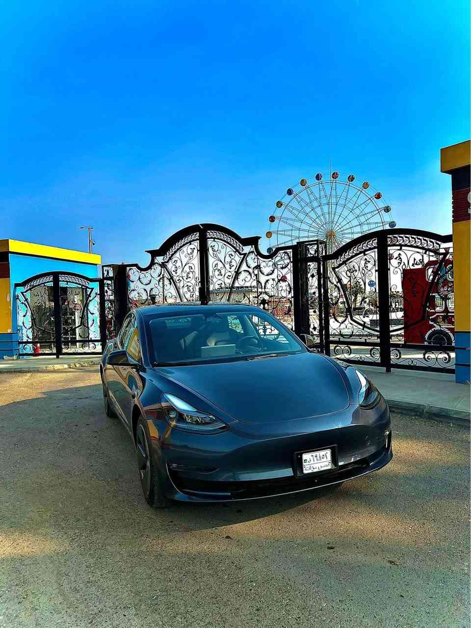 السلام عليكم

🚗 تسلا موديل 3 (2023) Single Motor – دفع خلفي RWD ⚡

 • الموديل: 2023
 • محرك واحد (RWD)
 • وارد أمريكي
 • المسافة المقطوعة: 3000 مايل (حوالي 4800 كم)
 • السيارة نظيفة وجديدة

 • حادثها مثل ما موضح بالصورة
 • صبغ قطعتين: بنيد + جاملغ

✨ المواصفات:
 • فول مواصفات
 • شاشة أمامية كبيرة
 • نظام Autopilot للقيادة المساعدة
 • كاميرات محيطية + حساسات
 • سقف زجاج بانوراما
 • مقاعد كهرباء مع تدفئة
 • نظام صوتي ممتاز
 • شحن لاسلكي للموبايلات
 • دخول وتشغيل بدون مفتاح
 • تحديثات نظام عبر الإنترنت (OTA)
 • أنظمة أمان متقدمة

📍 المكان: بغداد – حي الجامعة
💰 السعر: 155 ورقة وقابل للتفاوض

📞 للاستفسار:
***********
***********
أو على الخاص بغداد, العراق
