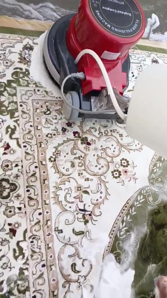 على بركة الله تعالى تم الافتتاح معمل غسل المفروشات والسجاد كافه والبطانيات وتتوفر خدمة توصيل مجاني ناخذه ونرجعها العنوان السماوه حي النفط والاتصال والاستفسار ***********
