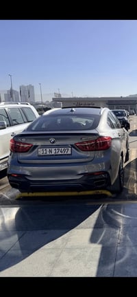 للبيع بي ام x6 50i موديل 2018 فول مواصفات رادار امامي هدب دسبلي بوب شف...