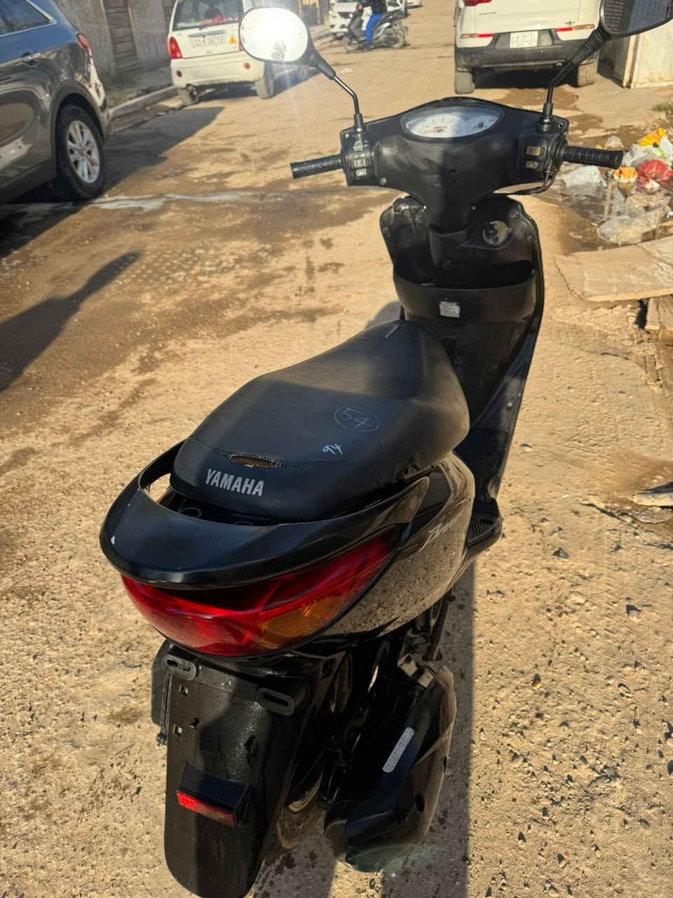 السلام عليكم للبيع بريز نوزل لايت فوك صارلهة 3 ايام نازلة من الرمبة دراجة جديدة واحلة من الصور محركهة مفتوح كفراتهة تجارية ترجع او@راقهة كاملة كهربائيات كلهة شغالة مكفولة كفالة عامة رايدهة بمليون وبيهة مجال المكان الكاظمية رقم الهاتف ***********
