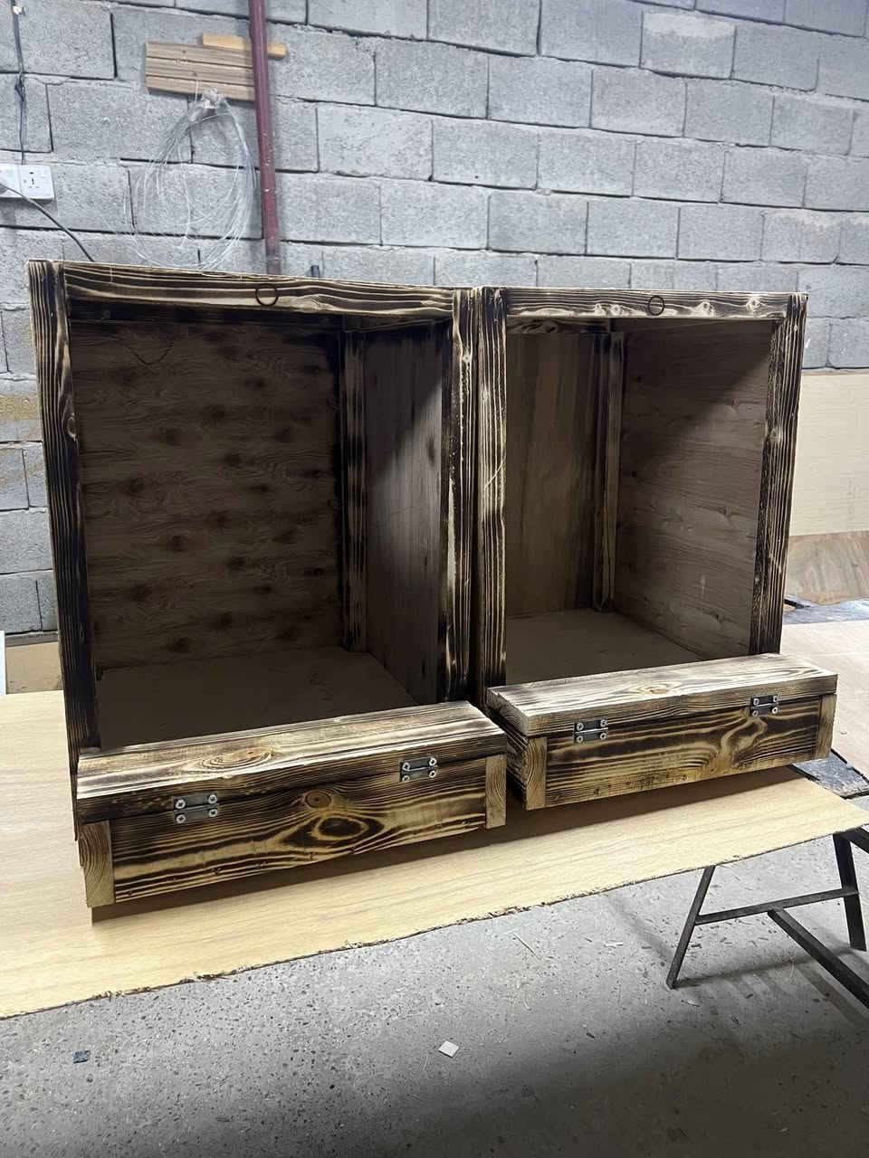 شغل حسب الطلب
كشوانيه لهراتيات يرهم جميع دجاج 
بوكس لا يكسر بيض 
ارتفاع 60سم
عرض 30سم
نزال40 سم
كركوك قرب جسر ولاده 
***********
