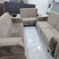 صوفا ١٠ نفرات • أسود • خصم ١٠٪