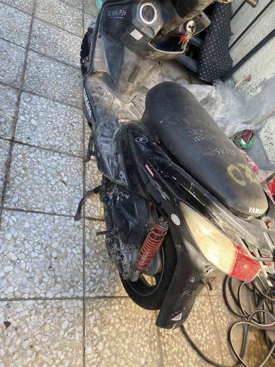 سلام عليكم سكنس فحل كله شغاله سلف هندر كهربائات بس ماعده الدشبول شلعه قويه بيه كلج خلفي رياضي ودبلات خلفي رياضي السعر600 وبيه مجال الرقم ***********
