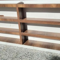 رفوف قطعتين • عرض ٢م • عمق ٢٠سم