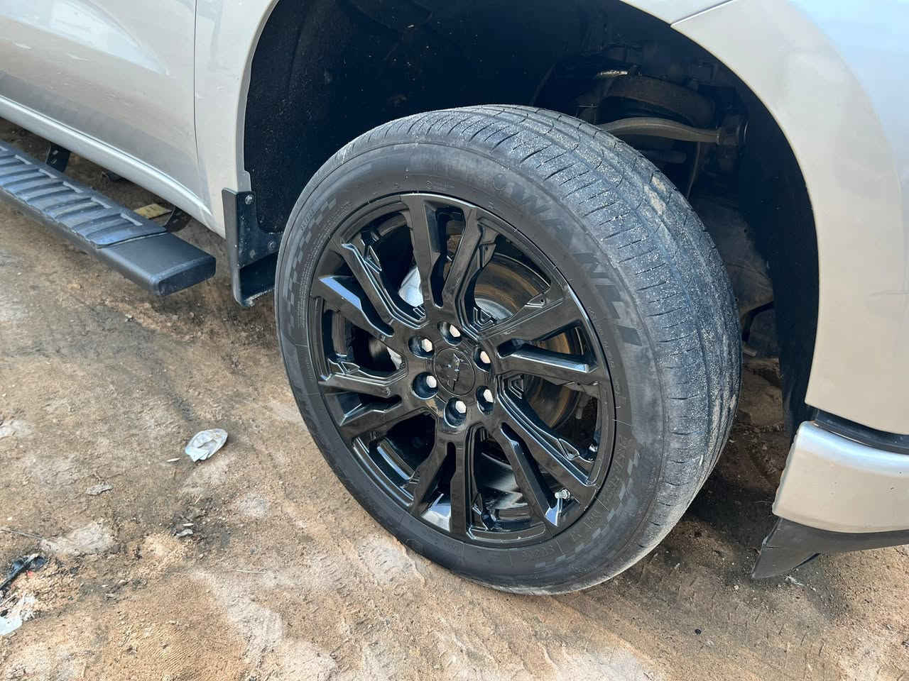 السلام عليكم
سلفارادو للبيع موديل22
السعر290
للاستفسار***********
