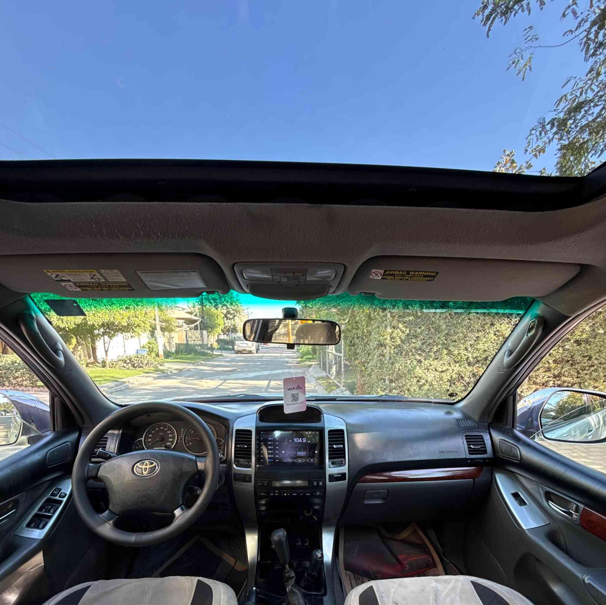 لاندكروز برادو 2008 خليجي فئة VX
٦ سلندر V6 
دبل تانكي 
فتحة سقف
كشنات جلد
تحكم ستيرن
مثبت سرعة
تدفئة بالكشنات
فور ويل 
لايت + بروجكتر زنون
شاشة + كاميرا
كشنات كهرباء
تبريد 3 قطع
7 راكب 
مرايات شفط وتحكم كهرباء
سنتر لوك
مكينة + كير + حدادية كفالة جديد لوك 

رقم بغداد بأسمي
وسنوية جديدة 
بيها صبغ البنيد 
و سطوح الجاملغات الامامية 
كلير شرط بدون قطرة معجون 
والباقي كفالة 
مكان السيارة بغداد  
السعر 155$ 

رقم صاحب السيارة 
*********** بغداد, العراق
