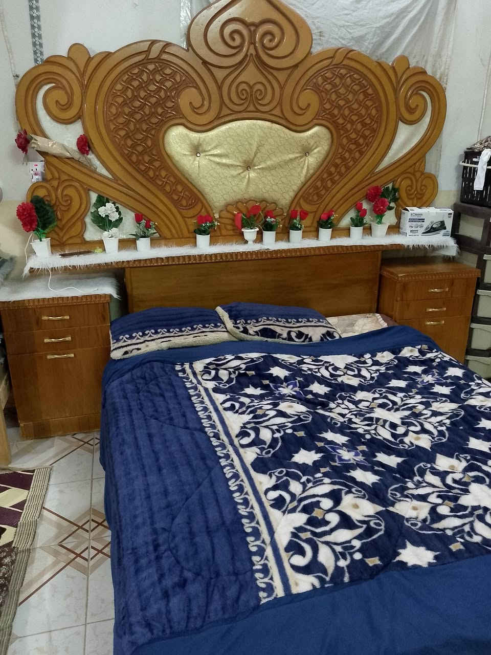 السلام عليكم غرفة خشاب للبيع خوش نوعيه السعر 600 بيه مجال *********** الخاص مفتوح
