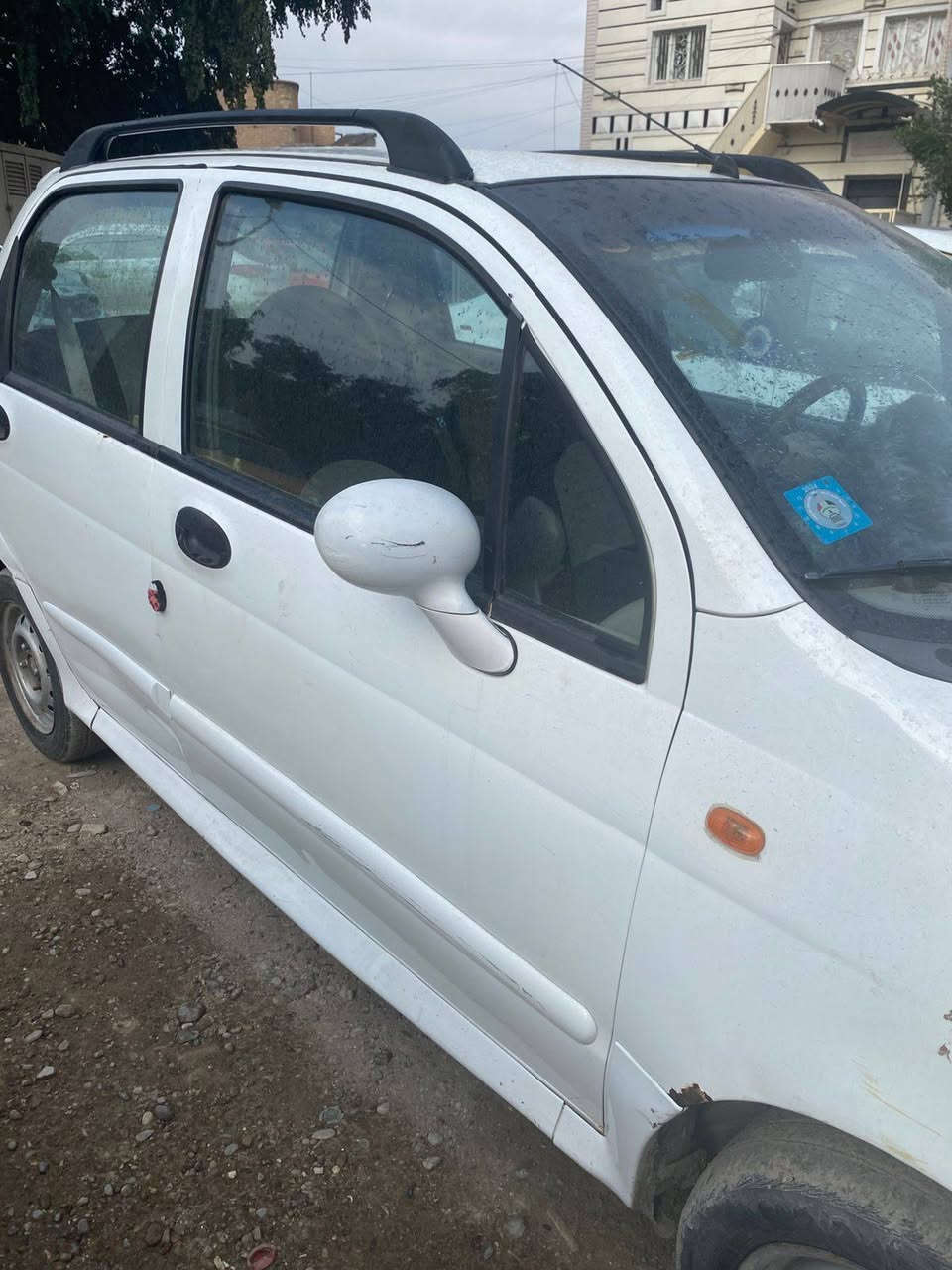 السلام عليكم كيو كيو اوتو موديل ٢٠٠٩ رقم انكليزي هزه جديده السياره نضيفه***********   مكاني بغداد الاعظميه السعر ٣٠ وبيها مجال حك الجيه
