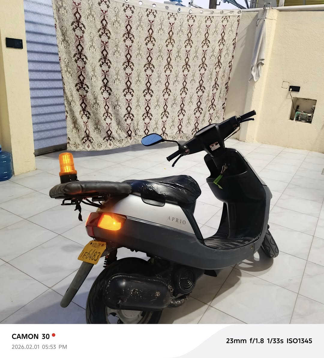 دراجه بطه للبيع موديل 2002 نضيفه تجي وشوف الدراجه كامله من كلشي شلعه معدل ٦٠ استاند صفح مكينه جديده شاصي شرط مكفول جيب وياك فيتر يشوف دشبول كهربائيات جدد المكان كربلاء الحر السعر 350 وبيها مجال بسيط للطيبين للاستفسار الرقم 
***********
