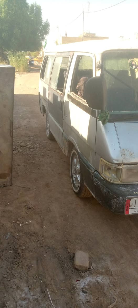 للبيع جاهز وم صفره المكان واسط 18وبيه مجال ***********
