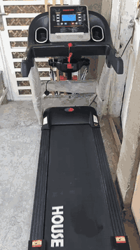 جهاز جري HOUSE GYM
وزن 150kg
مواصفات
ماطور نحاس
 4 حصان قابل للطى
 شاشه ديجتال لعرض4 قياسات 
قياس نبضات القلب 
قياس سرعه الجري للمستخدم 
قياس سعرات الحراريه المحترقه بالجسم 
قياس الوقت بساعه توقيتيه ذاتيه 
فيشه اواكس 
هزاز  بطن وخواصر لتكسير الشحوم 
قرص خواصر
 دمبلص عدد 2
 استعمال قليل نظافه فول 
سعر 300 ألف 
المكان النجف شارع معمل الاسمنت الكوفه 
للتواصل ***********
