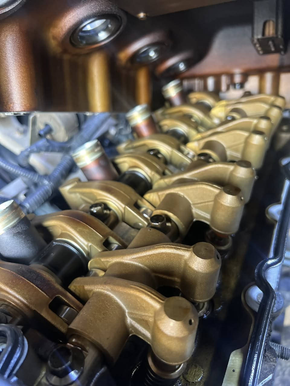 بسم الله الرحمن الرحيم تم وصول محركات شيري كوين 🚘فلاوين 🚖 ايفايف كير العادي 🚙 وموجود مجفت مال حاوية كازكيت حديد وبيهن ضمان عشرت ايام ومحركات جديدات 🛑 العنوان بغداد طالبية فلكة 8️⃣ 3️⃣  مقابل الدارة مآل كهرباء محل تكسي المدينة 🚙🚘🚕 لاستفسار (***********) اتصال ☎️📞📞 (***********) واتساب
