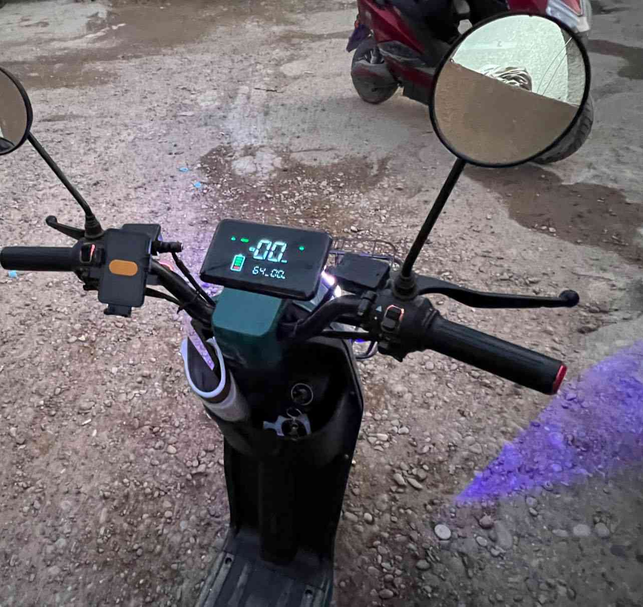 السلام عليكم دراجةR9 شركة  WINLEE فول مواصفات بصمه تشغيل عن بعد كلشي بيها شغال ما بيها عطل اخذها شغل واطلع لون مميز بطاريات 5حجم الكبير  استخدامها اقل الشهرين  ماخذها ما ناقصها شيء ابد نظافتها 100‎%‎ شخط ما بيها سعرها قفل قفل 🔒(500) الف وهاي صورها 

الرقم للتواصل بي واتساب 
‭0770 590 2906‬
والخاص موجود 
والعنوان بغداد الامين الثانيه
