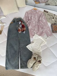 نرجس استايل • قميص سترابلس • كيلوت جنز