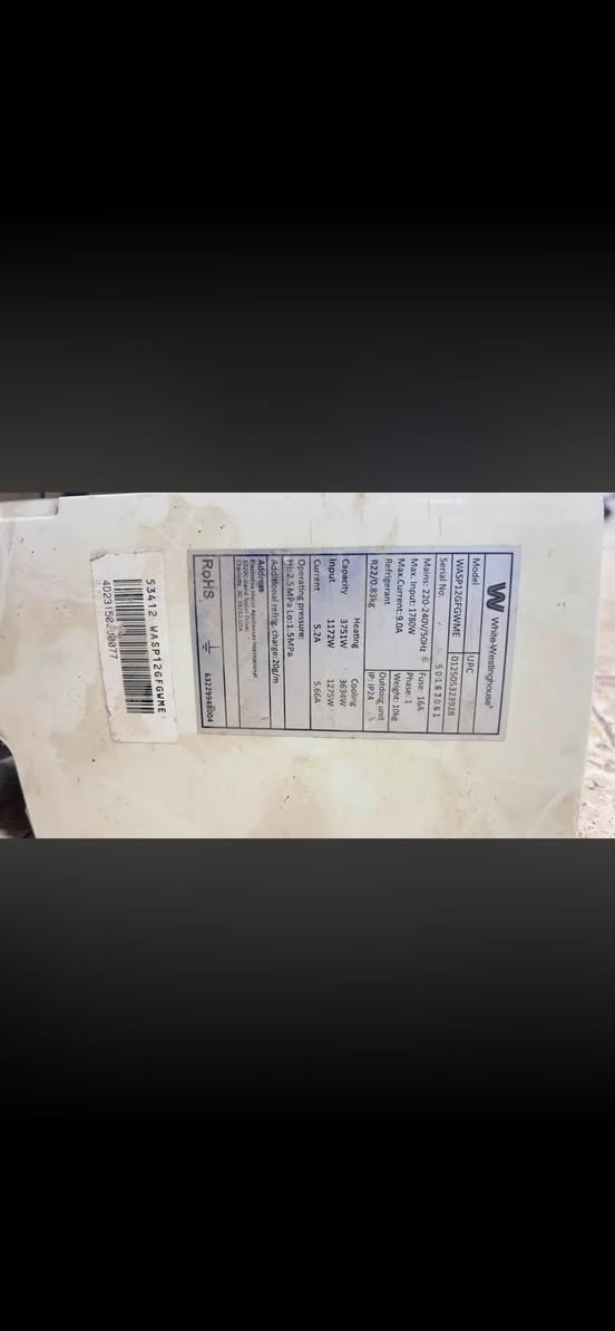 قطعه داخيه نضيفه كلش تبريد ثلج السعر 75 الف مستعجل ع بيعتها العنوان بغداد القادسيه ***********

