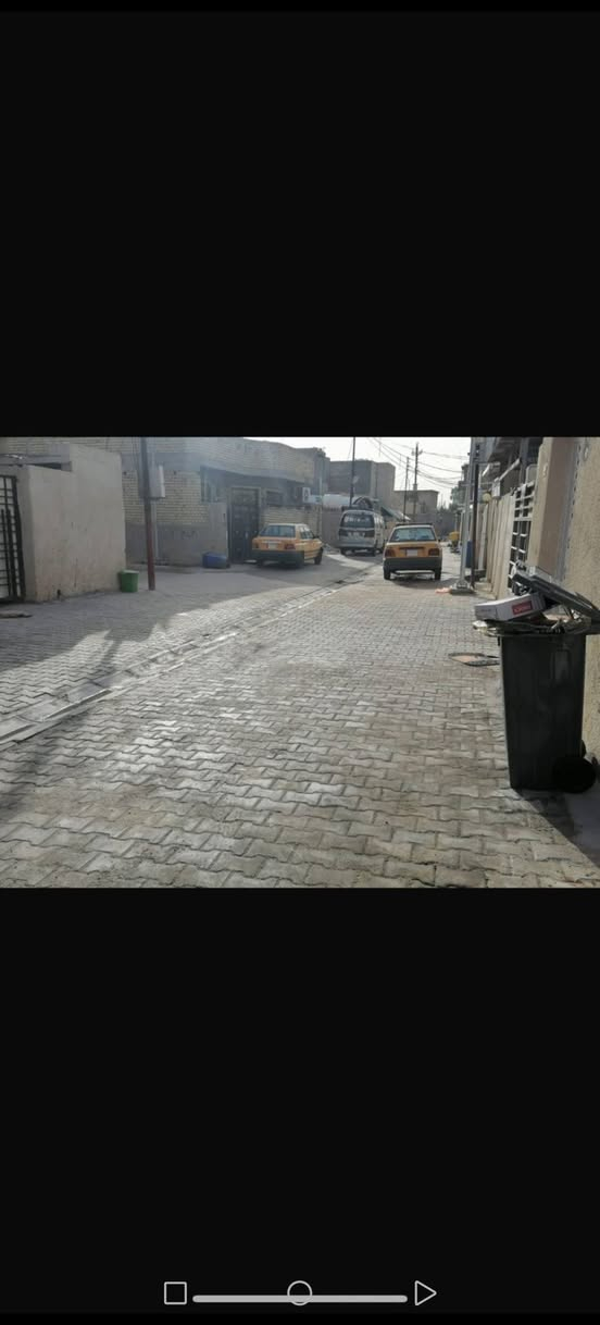 السلام عليكم يوجد بيت مساحتة 58 مترواجهة 2.90 نزال 20 البيت مقسوم يوجد في حايط مشترك البيت طاأبقين كهرباء ومجاري معزولات قرار 35
مكاتبة تحويل العنوان زعفرانية نهاية شارع المعهد النزلة مقابیل اسواق تفاحة منطقة حنييت السعر  65 للاستفسار والتواصل عن طريق رقم 
الهاتف :***********
