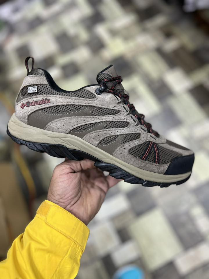 كولمبيا
بالة اصلي
قياس 43
توصيل جميع محافظات 
واتساب
***********
