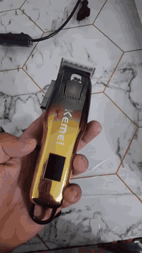 للبيع بسعر مناسب واتساب ***********
