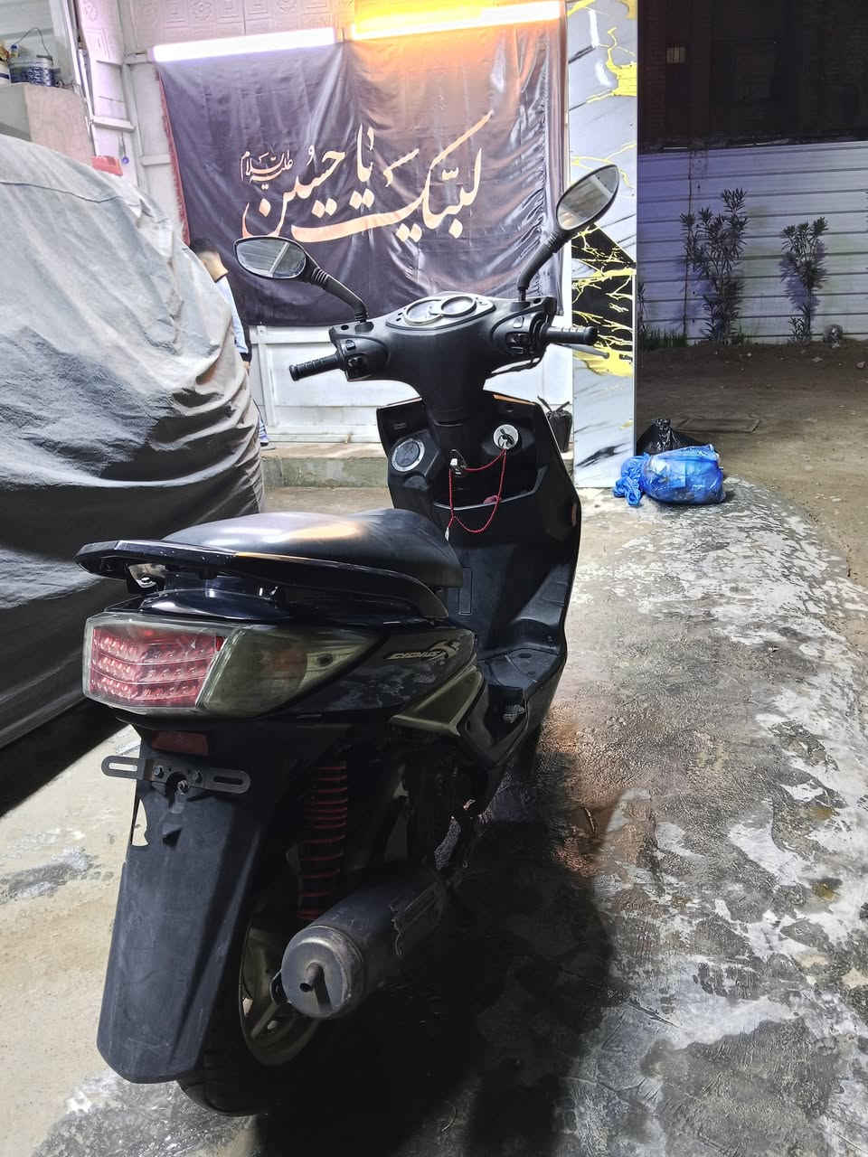 السلام عليكم سكنس للبيع نوزل دراجه احلى من الصور السعر٨٠٠وبيهة مجال المكان الزعفرانيه  
***********
