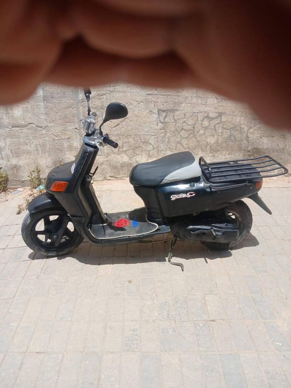 سلام عليكم دراجه بيكم للبيع
مكينه حلوه نضيفه 
سريعه كهربايات شغاله 
شاصي مكفول دراجه مال جناي 
مجفته 
مكفوله من صوت كير وروله 
سعر ٢٥٠ 
مكاني يم مستشفى العباس الهلي 
***********

