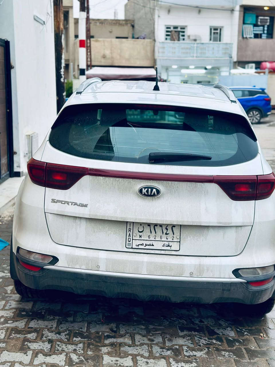 السلام عليكم كيا سبورتج ٢٠٢١السياره مكفوله كفاله عامه عدا طخه بسيطه ماشيه ١٤٠ الف كير مكينه صدر كله مكفول      تخم تاير جديد مكان السياره بغداد حي العدل السعر ٢٠٥ وبيه مجال بسيط للاتصال ***********
