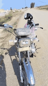 السلام عليكم دراجه ايراني تايكر للبيع مودل 2021 أوراق اصولي مكينه مكفوله كفاله عامه  المكان ميسان المجر الكبير ناحيه العدل السعر 550 وبي مجال رقم الهاتف النقال ***********
