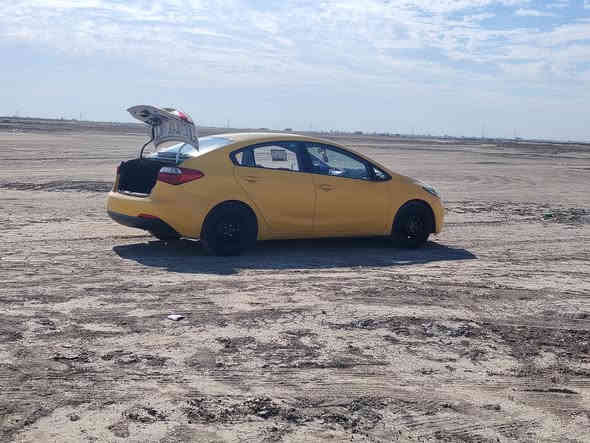 السلام عليكم
سيراتو 2015 للبيع
محرك جديد تونه شادينه كير مكفول
السياره بيه ضربه جاملغ امامي الايمن مرجع عل البارد
حداديه جديده الرقم انكليزي المداور ثاني يوم
***********
