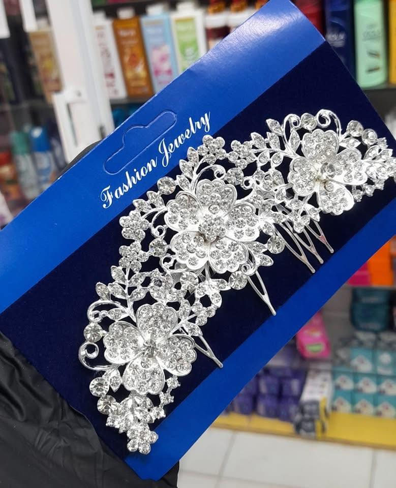 الف دينار فقط
موديلاااااااات حصريه 🌹
توفر اليوم اكسسوارات نسائيه بألوان متنوعه
أكسسوارات تكمل أناقتك😍
يتوفر توصيل إلى جميع محافظات العراق🚗


**إذا كنت صاحب هذا الإعلان وتريد حذفه لأي سبب، رجاءا أرسل رسالة إلى الدعم الفني**