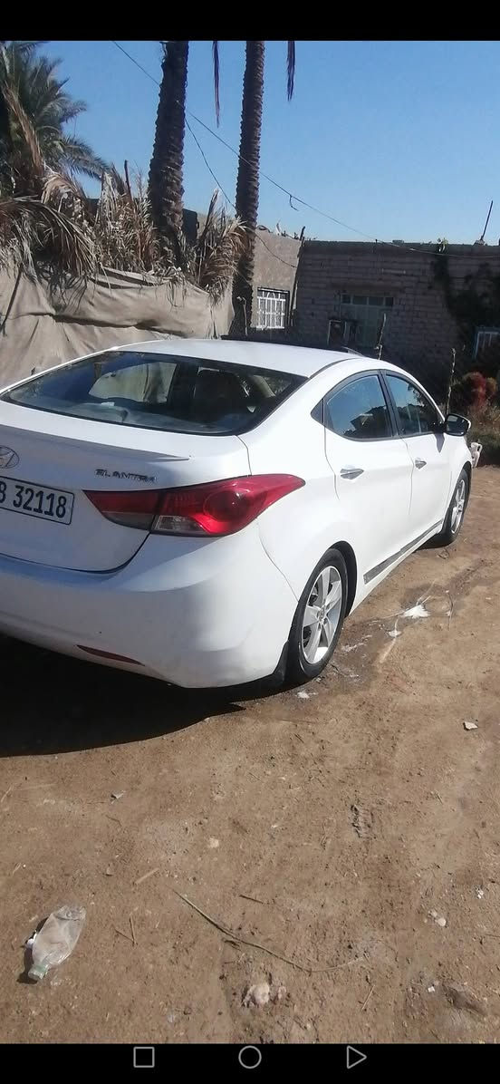 السلام عليكم

النتره 2013 رقم أربيل انكليزي
سنويه وهزه جديده تحويل وكالة

فول مواصفات و1/1
محرك 1800دوش

بيه مكانات صبغ بصيطه

مكينه وكير وحداديه مكفولات
تبريد تدفئه شغال
تخم تاير جديد

السعر 93
***********

العنوان نجف كوفه عباسيه
