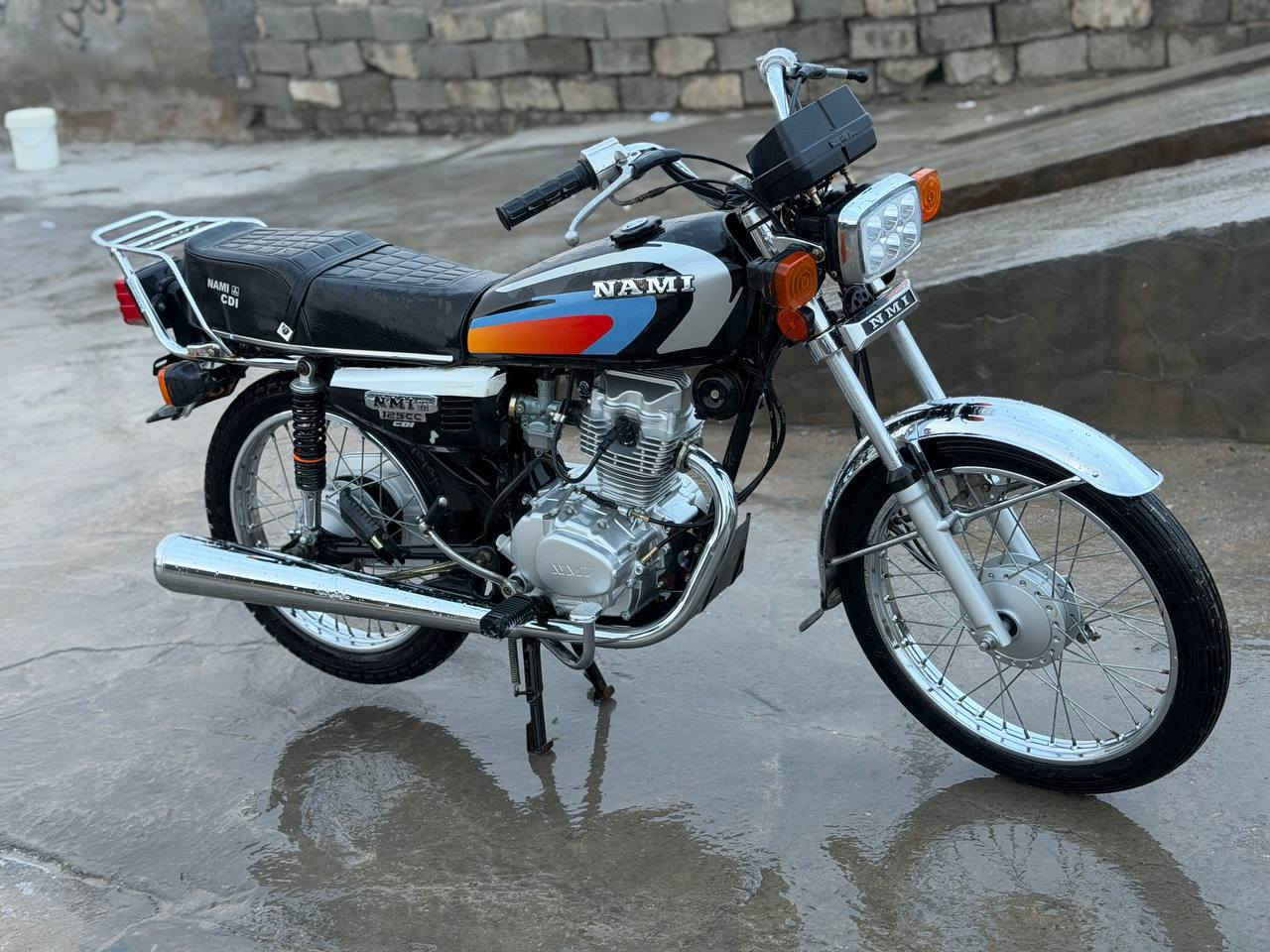 (رقم وسنويه)
دراجه ايراني مديل 23 شلامجه بلاد 
برغي ما مفتوح بيها رقم وسنويه مكاني القرنه 
***********واتساب فقط
