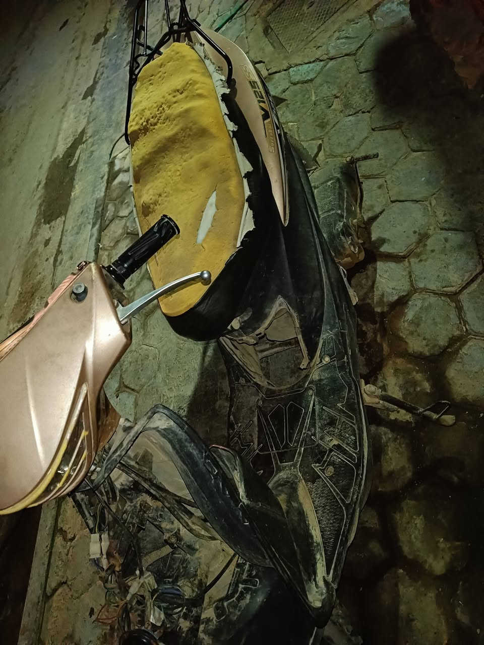 سلام عليكم اخوان
دراجه ماكس للبيع مكينه خير من الله عوزها بس كفرات
سعرها مناسب  50 الف 
‏ اتصل على هذا الرقم ‏‪‏‪0789 174 7867‬‏
