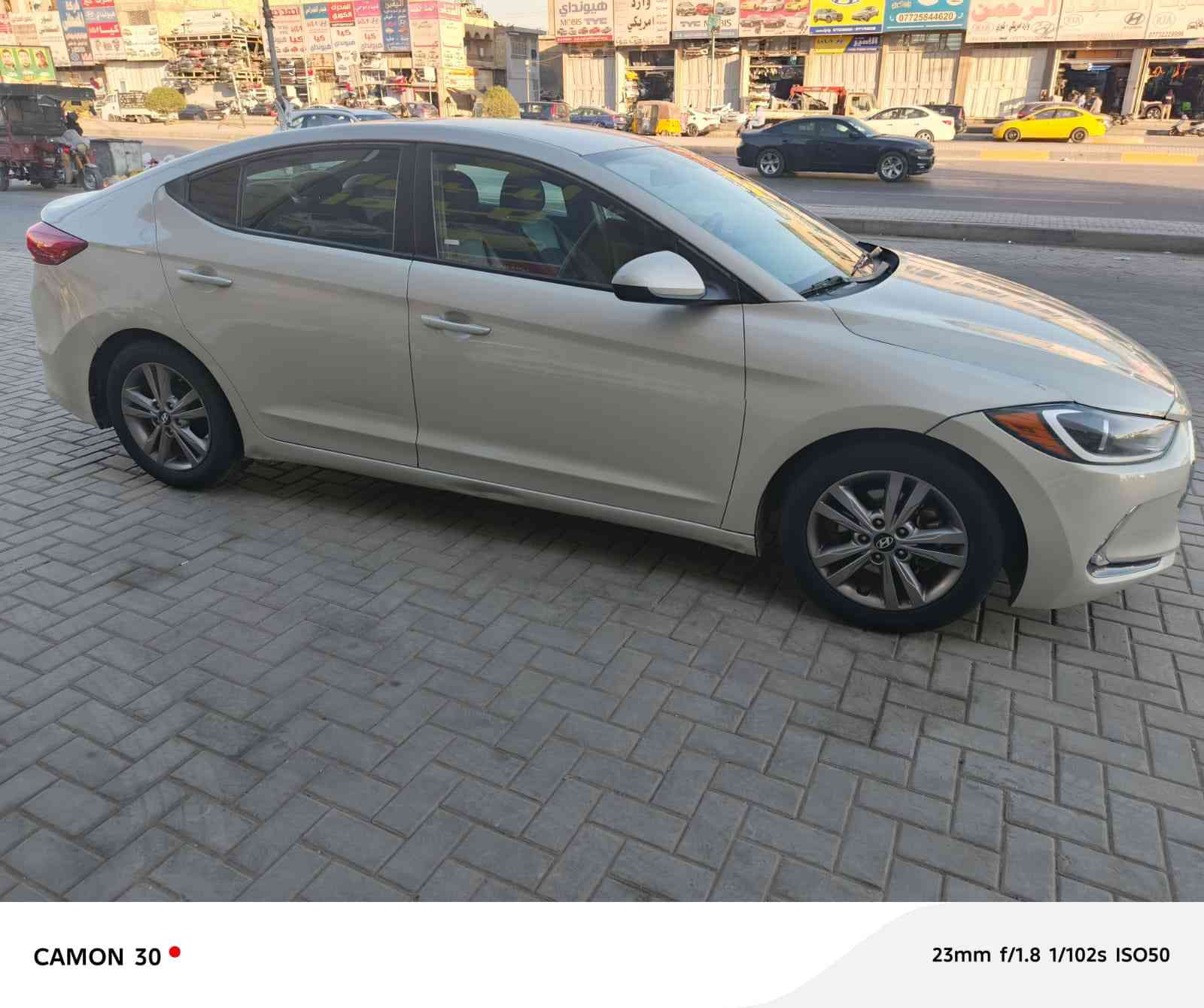 السلام عليكم 
النترا موديل 17 
محرك دوش 2000
حادث بنيد فقط بدون ايرباك
السعر 117 $
مكان بغداد 
للاستفسار اكثر الاتصال بالرقم ‏‭
0772 785 3630‬
مكلف بالنشر
