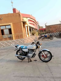 ماطور للبيع سونيك موديل 2023بس نضافه فول السعر 520بي مجال الي يريد يتو...