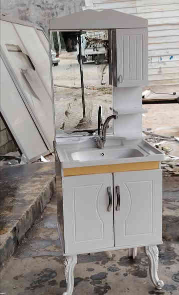 مغسله نظيف للبيع سعر ٧٥
***********
